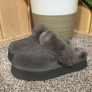 Ugg’s slippers